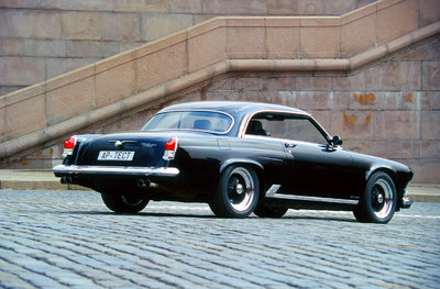 Volga V12 Coupe '01 rear.jpg
