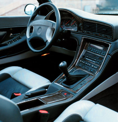Volga V12 Coupe '01 interior.jpg