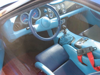 Rhapsodie V8 '91 interior.jpg