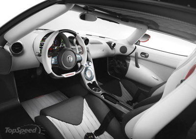 Koenigsegg Agera R '13 interior.jpg