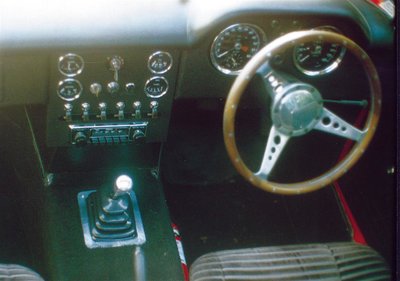De Joux Gran Turismo '62 interior.jpg