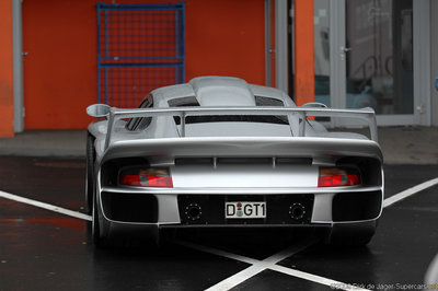 Porsche 911 GT1 Straßenversion '96 rear.jpg