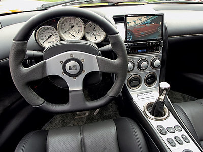 Saleen S7 Twin-Turbo Competition '06 interior.jpg