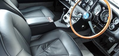 Aston Martin DB5 Vantage '64 interior.jpg