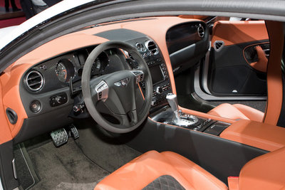 Bentley Continental Supersports '09 interior.jpg