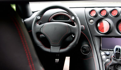 Wiesmann GT MF5 '11 interior.jpg