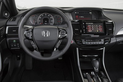 Honda Accord EX-L V-6 Coupe '15 interior.jpg
