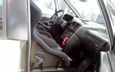 Renault Espace F1 '95 interior.jpg
