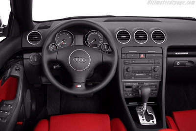Audi S4 Cabriolet '04 interior.jpg