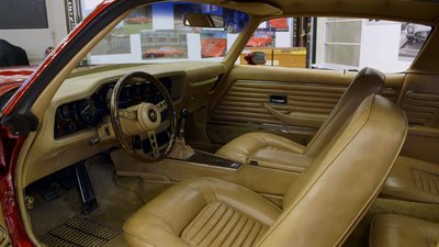 General Motors Pegasus '71 interior.jpg