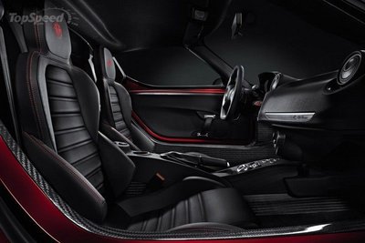 Alfa Romeo 4C '13 interior.jpg