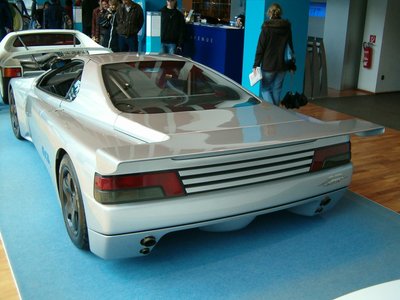 Peugeot Oxia '88 rear.jpg