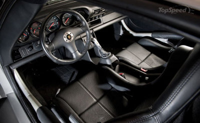 Porsche 911 GT1 Straßenversion '96 interior.jpg