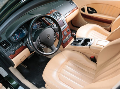 Maserati Touring Bellagio Fastback '09 interior.jpg