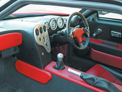 Noble M12 GTO 3R '00 interior.jpg