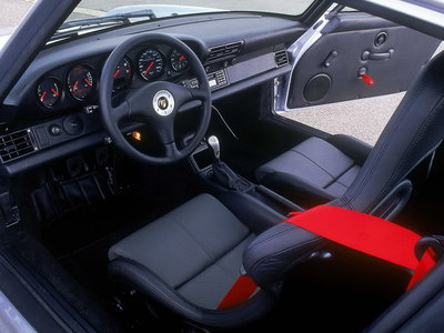 Porsche 911 GT2 '95 interior.jpg