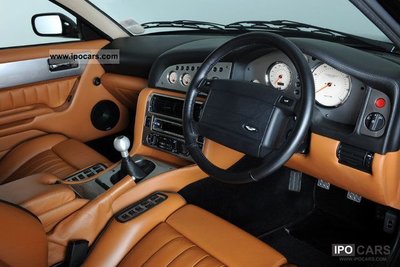 Aston Martin V8 Vantage Le Mans V600 '00 interior.jpg
