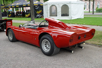 Alfa Romeo 33 'Periscopica' Spider '67 rear.jpg
