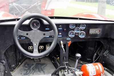 Alfa Romeo 33 'Periscopica' Spider '67 interior.jpg