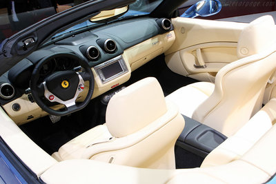 Ferrari California '08 interior.jpg