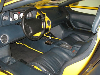Vector M12 '95 interior.jpg