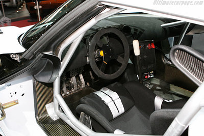 Koenigsegg CCGT '07 interior.jpg